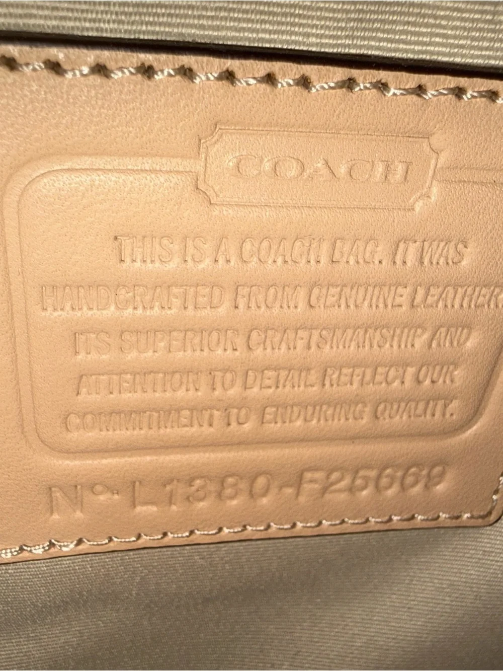 Authentic COACH Peyton Leather Jordan Double Zip Carryall Bag - Picture 12 of 13